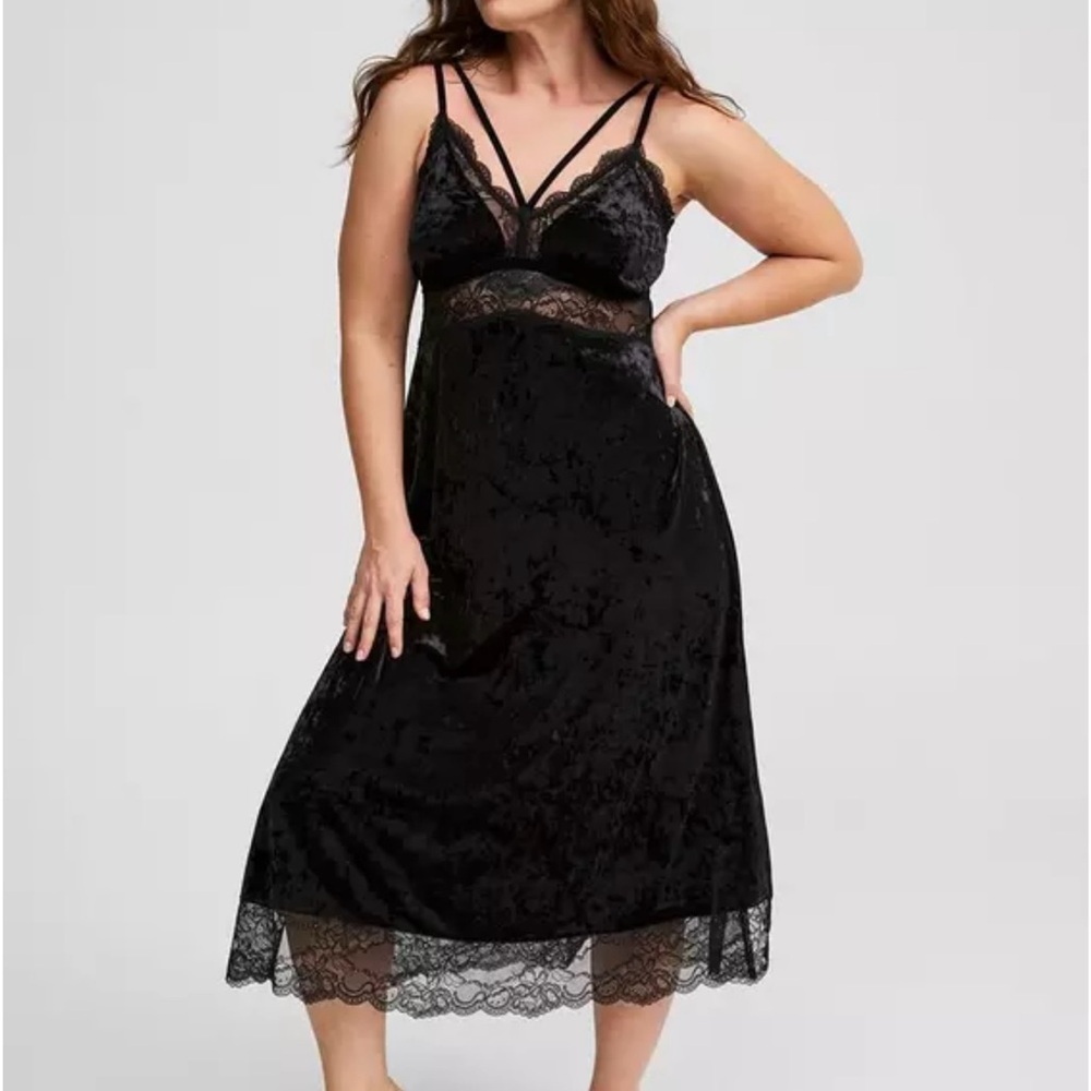 Velour Lace Maxi Lingerie Slip